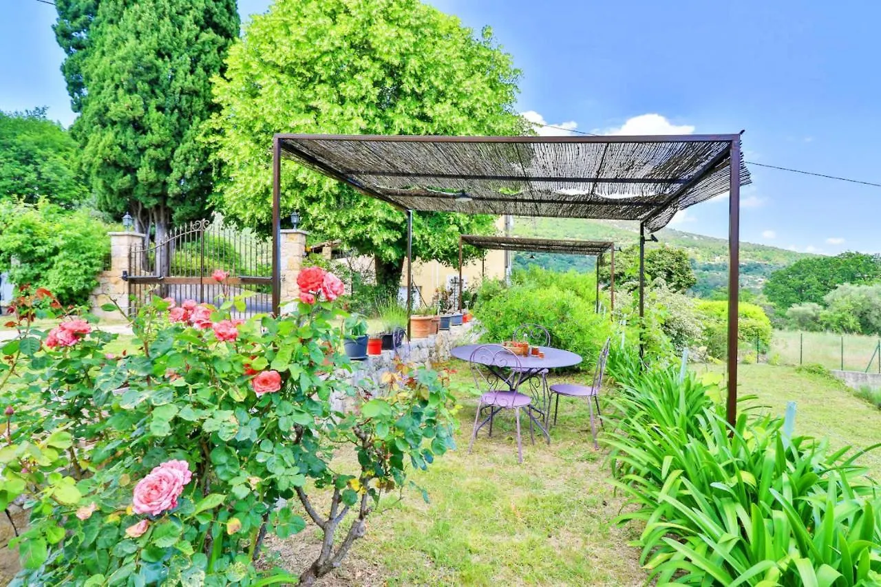 Appartement Charmant Avec Vue Sur La Montagne 40 M² Le Bar Sur Loup